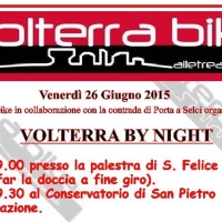 Volterra by night in bicicletta